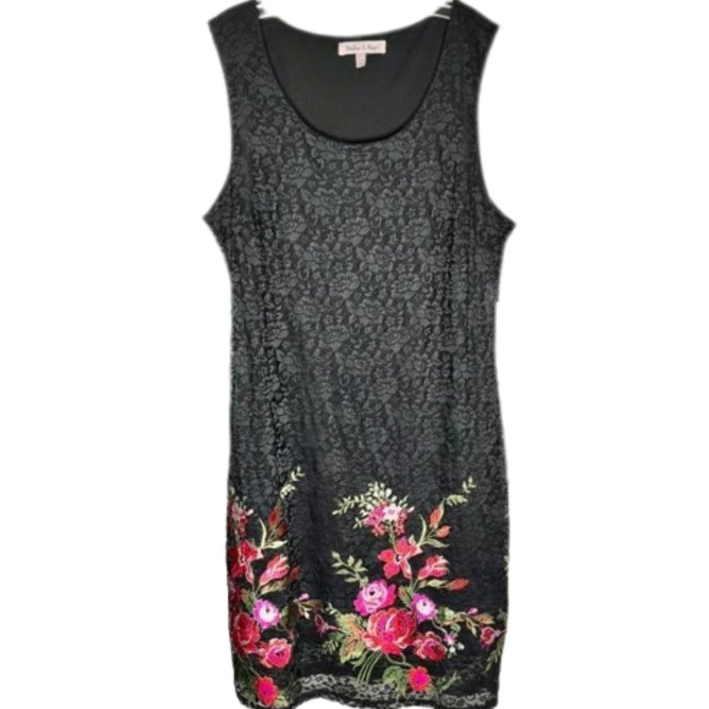 Harlow & Rose Black Lace Sleeveless Sheath with Embroidered Roses - XL